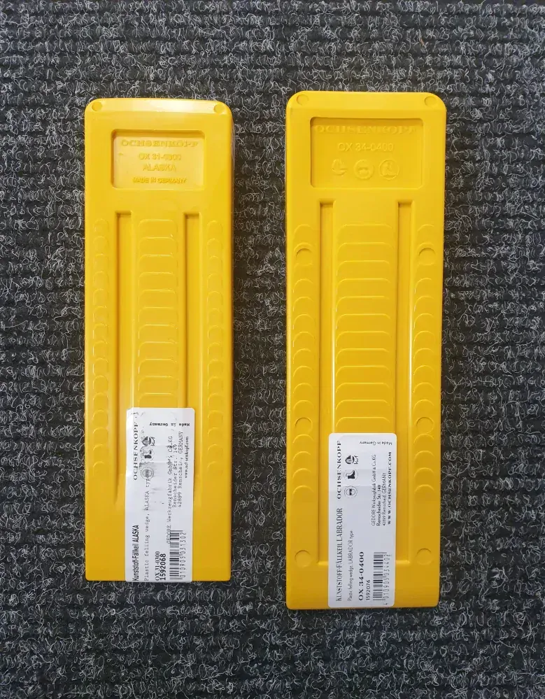 Plastový klin Ochsenkopf Labrador, 24 cm