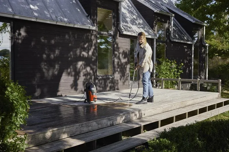 Husqvarna PW 130 Vysokotlakový čistič