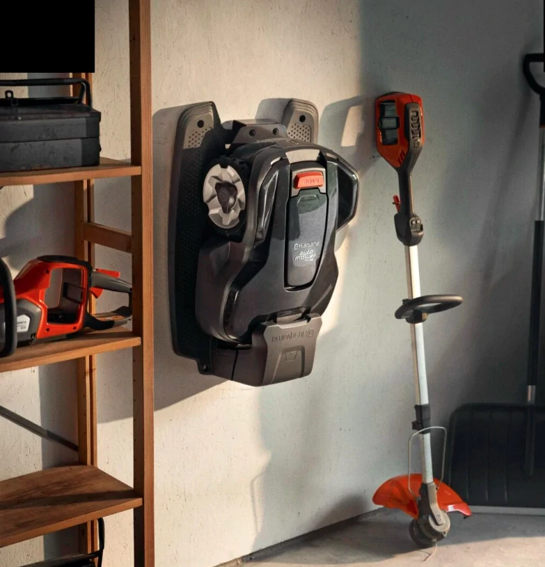 Držiak na stenu Husqvarna Automower® 305, 310 MARK II, 315 MARK II, 405X, 415X
