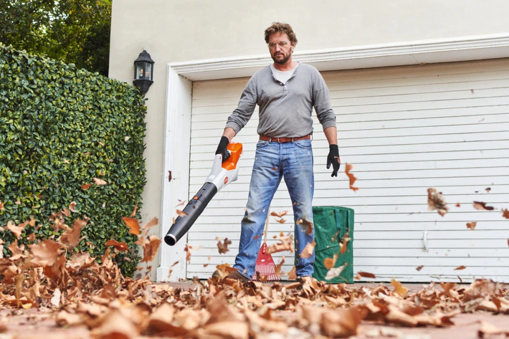 Akumulátorový fúkač STIHL BGA 60, set s 1x AK 30