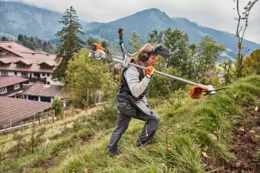 STIHL - FS 311 Motorový krovinorez