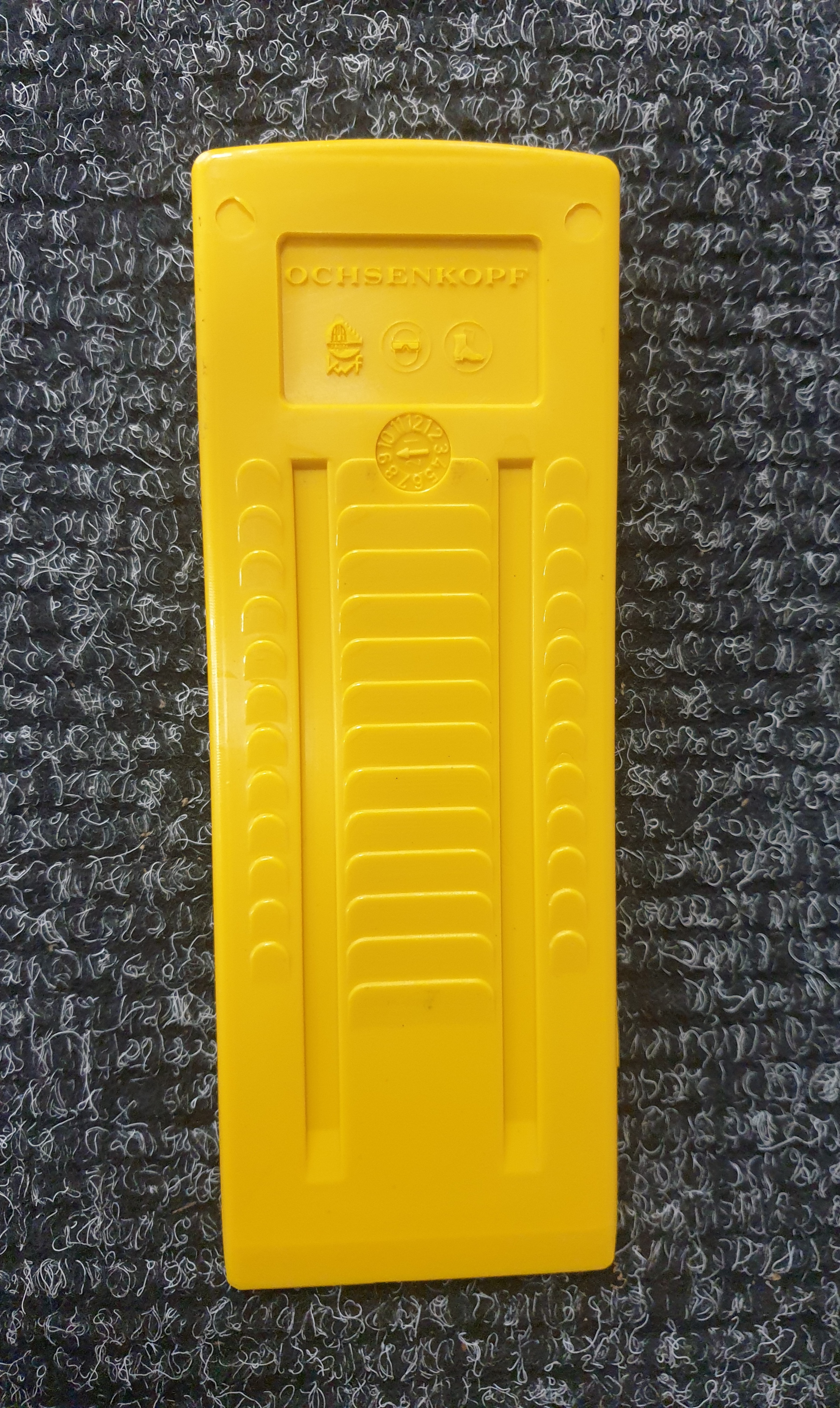 Plastový klin Ochsenkopf Yukon, 18 cm