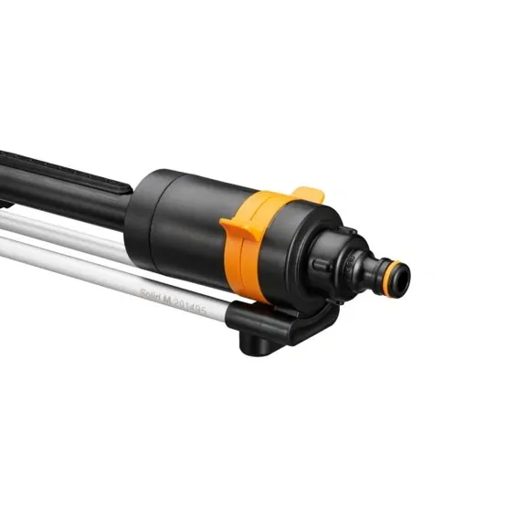 Oscilujúci zavlažovač Fiskars (M) Solid™
