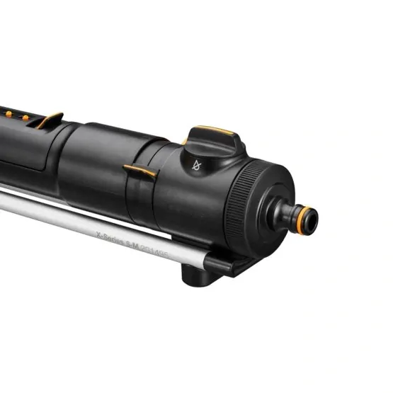 Oscilujúci zavlažovač Fiskars (S-M) X-series