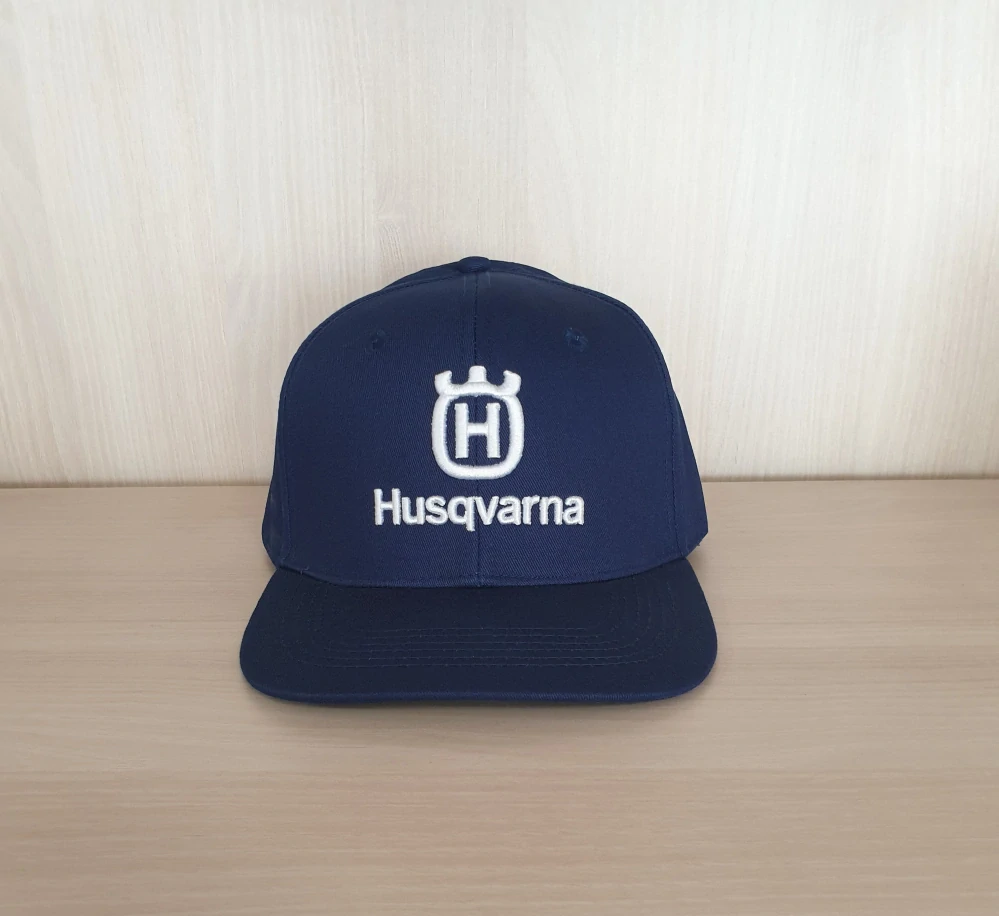Šiltovka HUSQVARNA s rovným šiltom