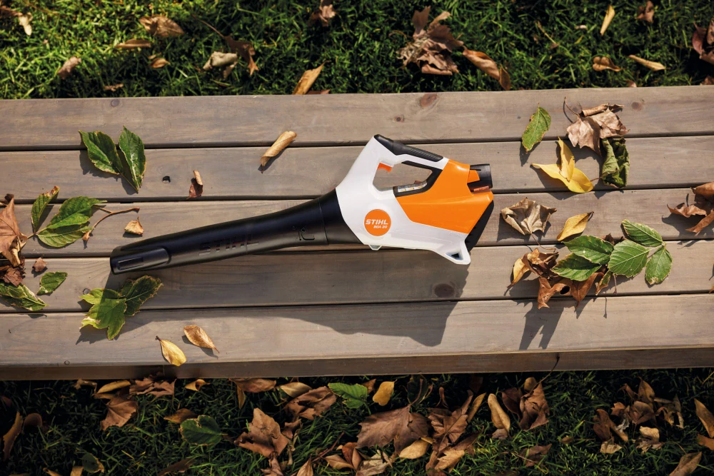 STIHL BGA 30 Akumulátorový fúkač (SET s 2x AS2 + AL1)