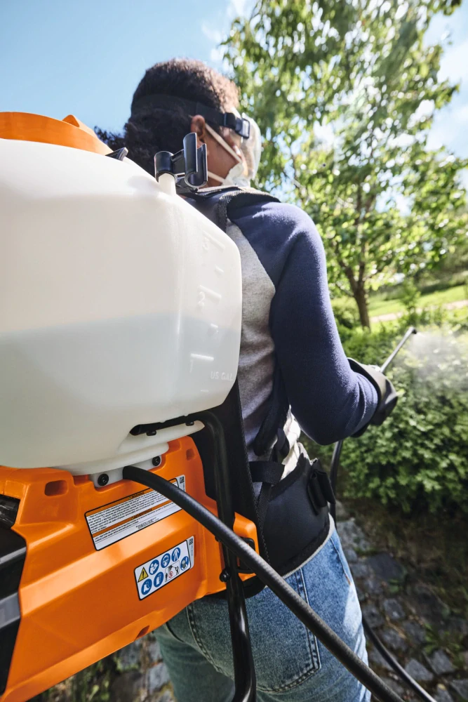 STIHL SGA 60 Akumulátorový postrekovač (set s AK 10 + AL 101)