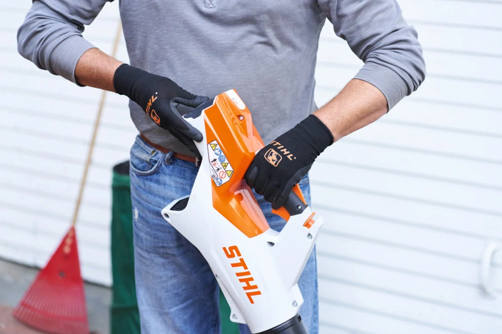 Akumulátorový fúkač STIHL BGA 60, set s 1x AK 30