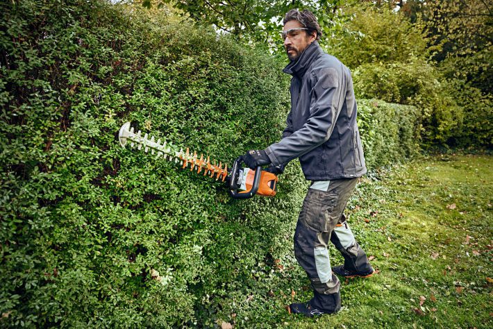 STIHL HSA 100 Akumulátorové záhradné nožnice na živý plot pre profesionálov