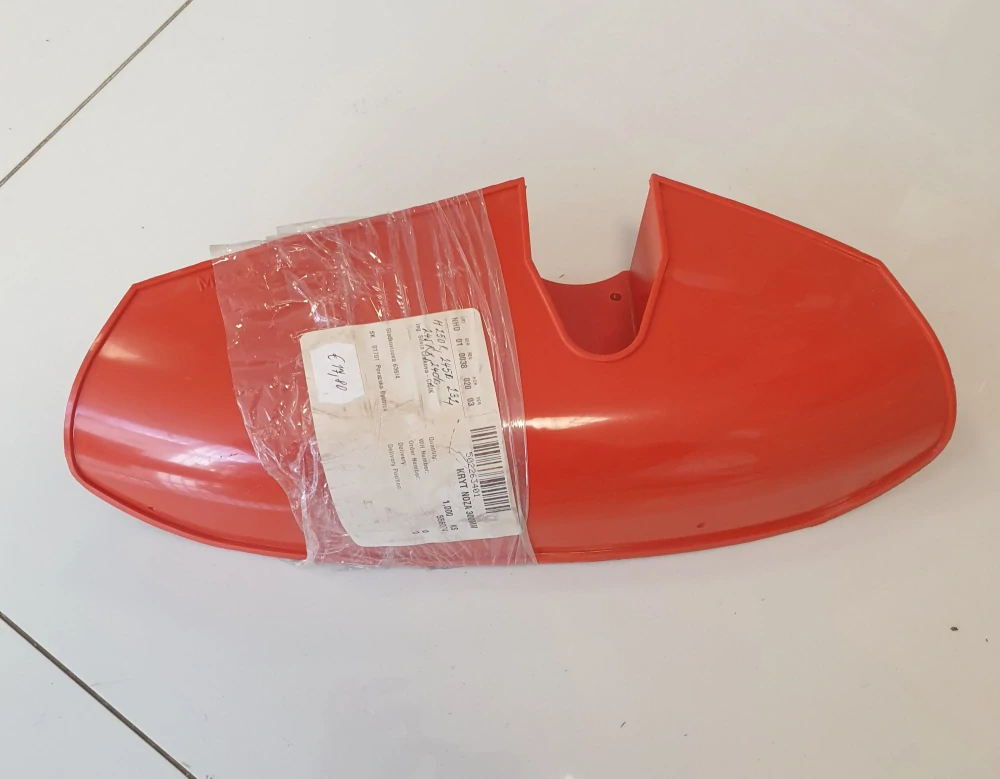 Ochranný kryt Husqvarna 250R, 245R, 232, 245Rx, 240R