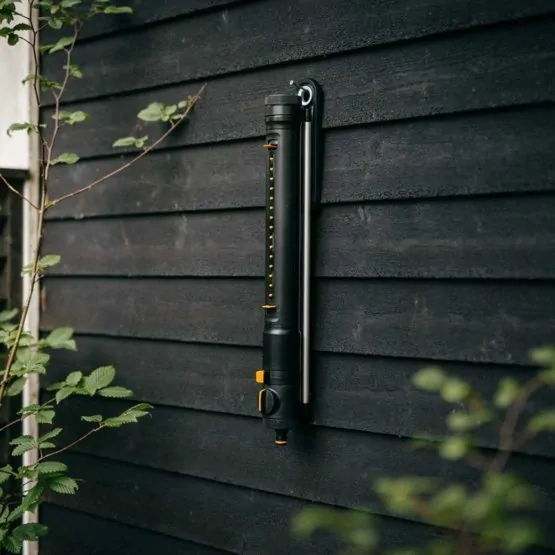 Oscilujúci zavlažovač Fiskars (S-M) X-series