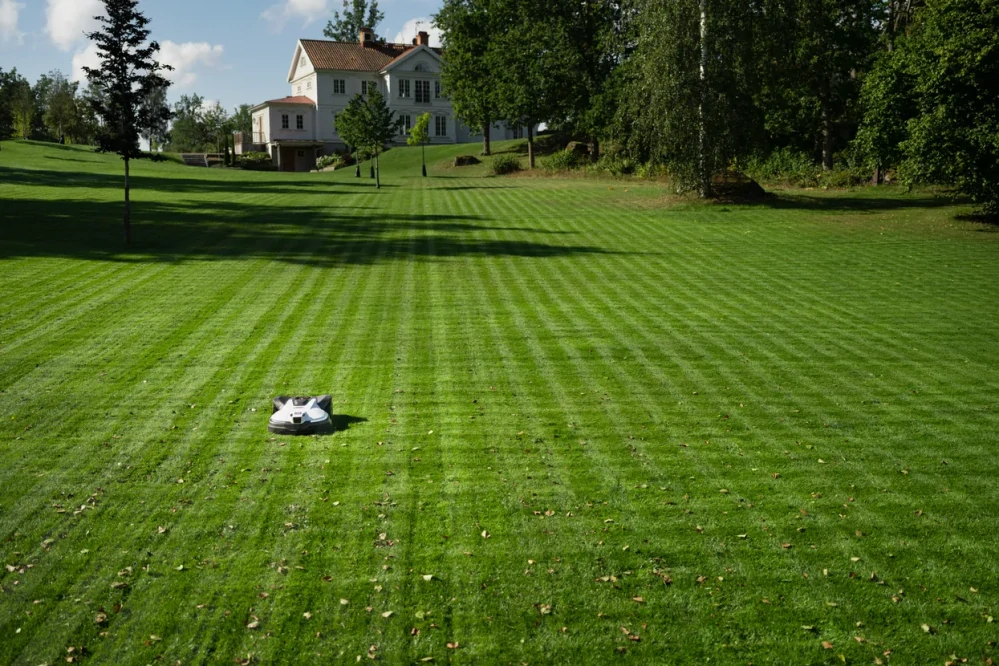 Robotická kosačka Husqvarna Automower® 430V NERA