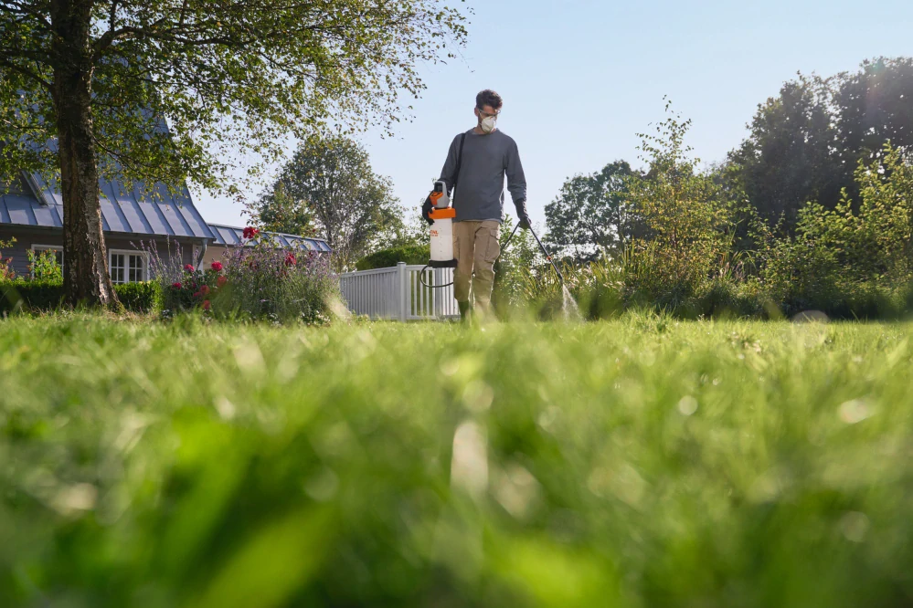 Akumulátorový tlakový postrekovač STIHL SGA 30 (set s AS2 + AL1)