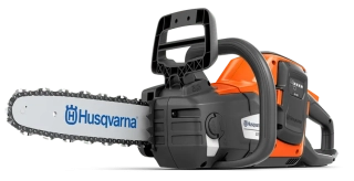 Akumulátorová píla HUSQVARNA 225i (s akumulátorom a nabíjačkou)