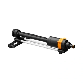 Oscilujúci zavlažovač Fiskars (M) Solid™